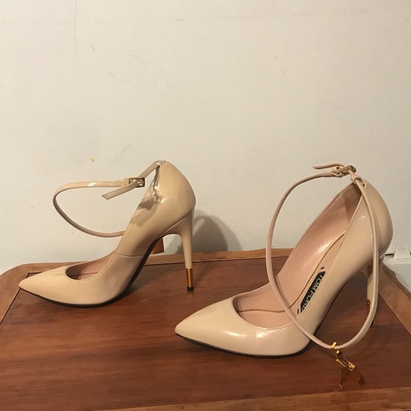 ❤️Tom Ford Padlock ankle wrap pumps - Picture 5 of 10